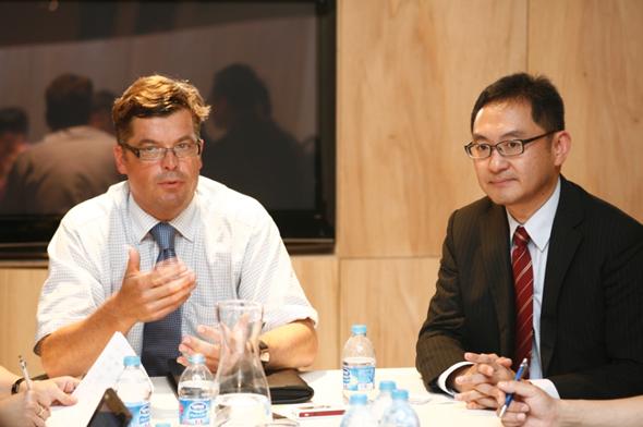 �󣺴󱱚WͨӍCEO Mogens Elsberg���ң��󱱚WͨӍ�Ї��^(q��)��������پ